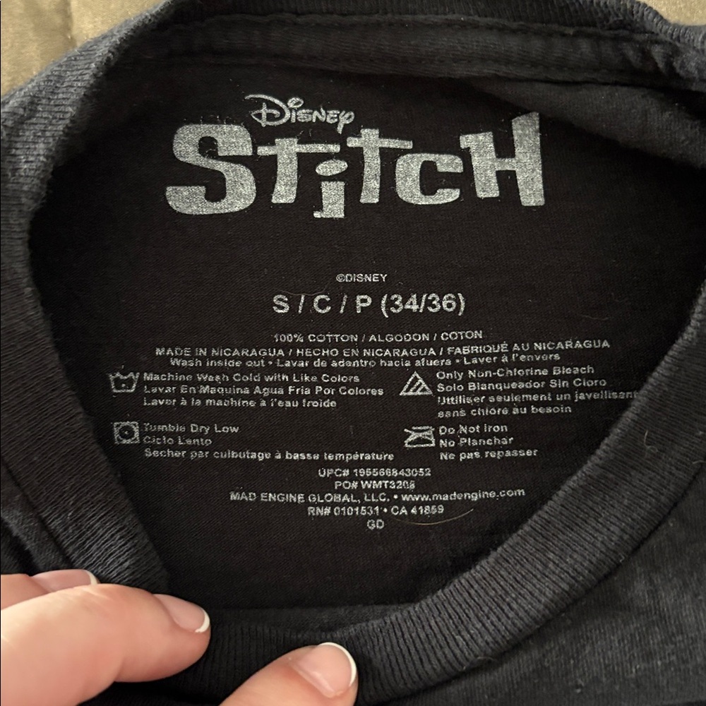 Men’s Disney Stitch Tee Size Small - Picture 3 of 4